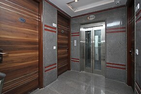 OYO 9028 Hotel Blu Pebbles