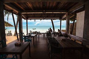 Sand in My Shoes Beach Loft