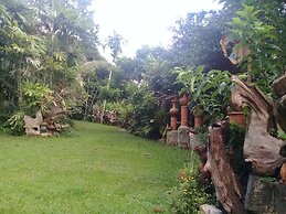 Baan Suan Jantra Home Stay