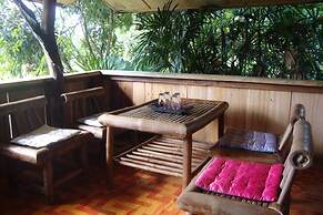 Baan Suan Jantra Home Stay