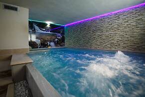 Olympic Regina Hotel