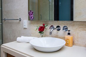 Profolio Straits Quay