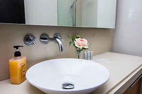 Profolio Straits Quay