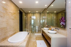 Profolio Straits Quay