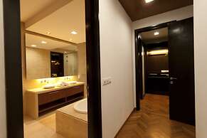 Profolio Straits Quay