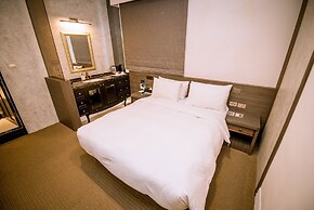 Dream Mansion Hotel