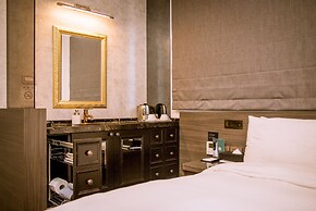 Dream Mansion Hotel