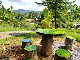 Baan Phanawan Resort