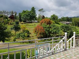 Baan Phanawan Resort