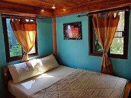 Baan Phanawan Resort