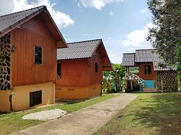 Baan Phanawan Resort