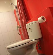 Buton Backpaker Lodge - Hostel