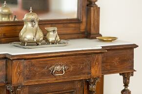 Athens Squared Lofts