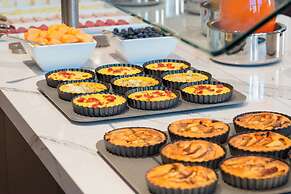 AC Hotel by Marriott Boston Downtown