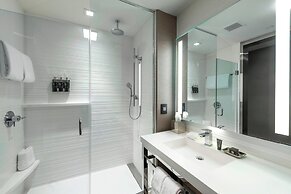 AC Hotel by Marriott Boston Downtown