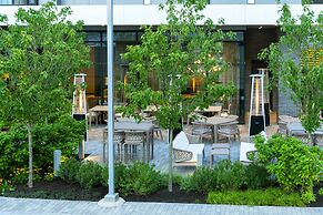 AC Hotel by Marriott Boston Downtown