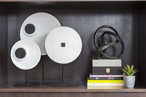 AC Hotel by Marriott Boston Downtown