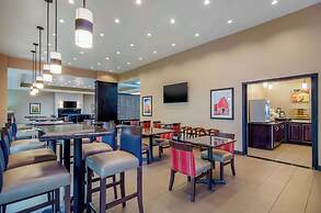 Comfort Inn & Suites Shawnee - Kansas City