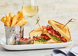 Courtyard by Marriott Waterloo Cedar Falls