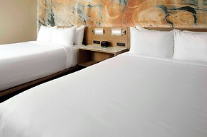 Cambria Hotel Phoenix Chandler - Fashion Center