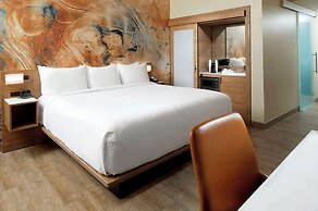 Cambria Hotel Phoenix Chandler - Fashion Center