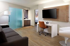 Cambria Hotel Phoenix Chandler - Fashion Center