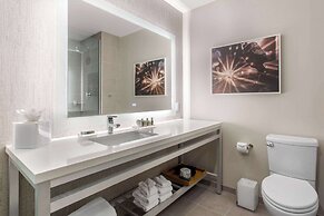 Cambria Hotel Philadelphia Downtown Center City