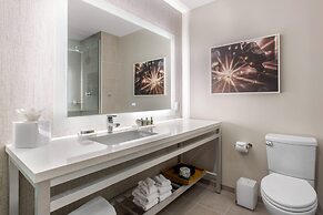 Cambria Hotel Philadelphia Downtown - City Center