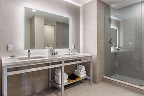 Cambria Hotel Philadelphia Downtown Center City