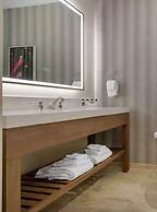 Cambria Hotel Nashville Downtown