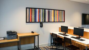 Holiday Inn Express & Suites Denver - Aurora Medical Campus by IHG