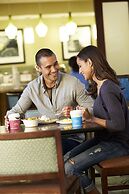 Hampton Inn Long Beach Airport