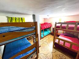 Hostel Climbing Point