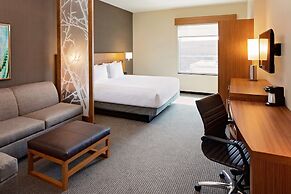 Hyatt Place Glendale / Los Angeles