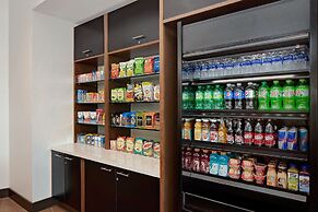 Hyatt Place Glendale / Los Angeles