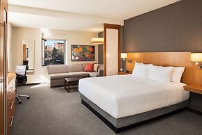 Hyatt Place Knoxville Downtown