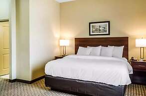 MainStay Suites Hackberry Sportsman's Lodge