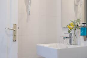 Fergus Style Carema Beach