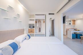 Fergus Style Carema Beach