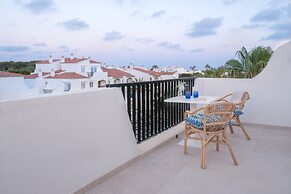 Fergus Style Carema Beach