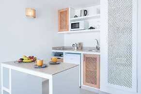 Fergus Style Carema Beach