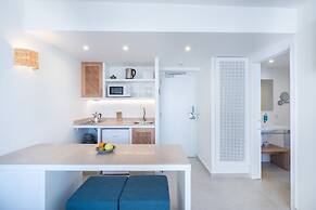 Fergus Style Carema Beach