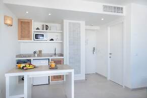 Fergus Style Carema Beach