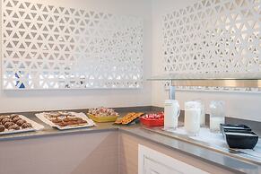 Fergus Style Carema Beach