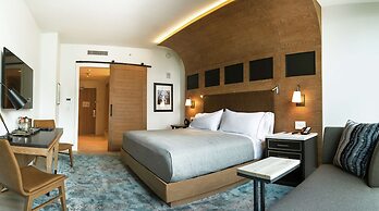 Canopy by Hilton Dallas Uptown