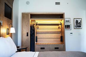 Canopy by Hilton Dallas Uptown