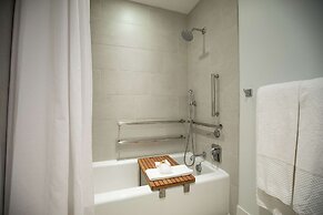 Canopy by Hilton Dallas Uptown