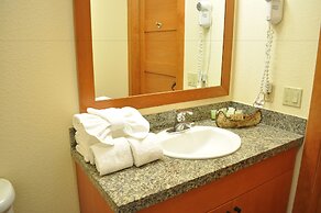 Village 2416 White Mountain Lodge