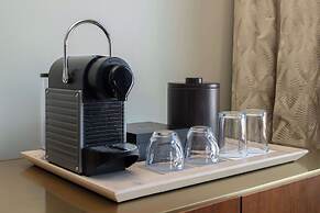 Hotel Savoy Kansas City, Tapestry Collection by Hilton