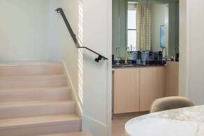 Hotel Savoy Kansas City, Tapestry Collection by Hilton